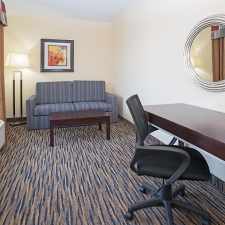Holiday Inn Express & Suites Denver North - Thornton By Ihg Eksteriør bilde