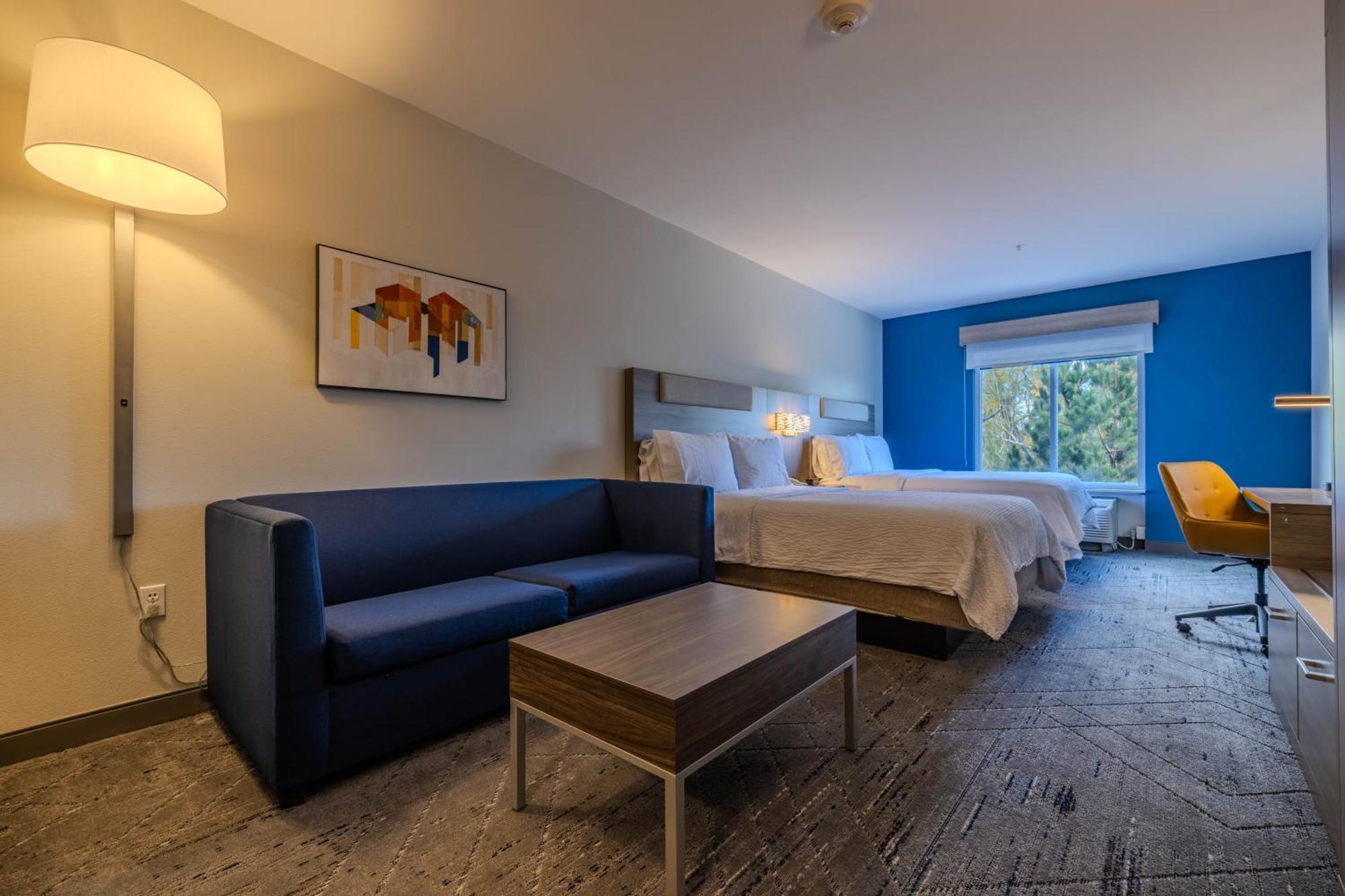 Holiday Inn Express & Suites Denver North - Thornton By Ihg Eksteriør bilde